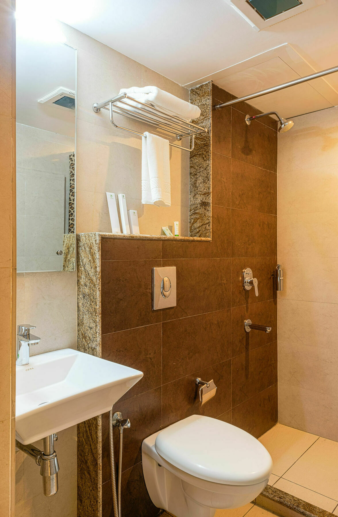 Hotel Treebo Fourth Avenue Chennai Zewnętrze zdjęcie